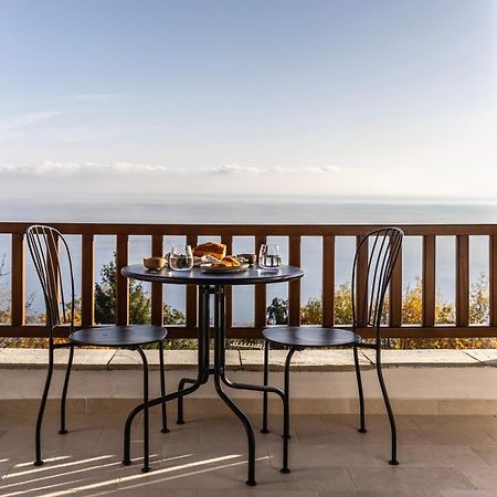 Om Living Pelion Daire Áyios Dhimítrios Dış mekan fotoğraf